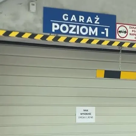 Srodkowa Widok Na 2 Pietro Garaz Gratis Apartamento *