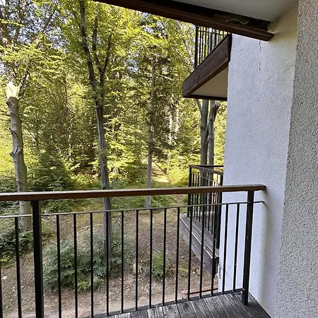 Srodkowa Widok Na 2 Pietro Garaz Gratis Lejlighed *