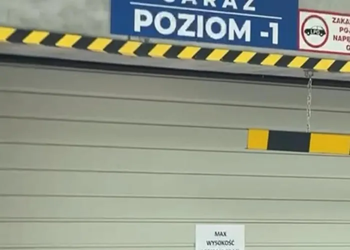 Srodkowa Widok Na 2 Pietro Garaz Gratis Apartamento *