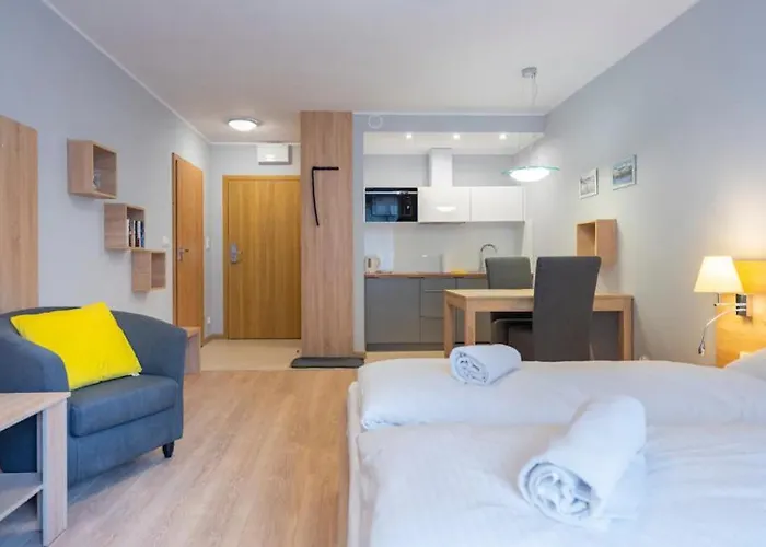 Srodkowa Widok Na 2 Pietro Garaz Gratis Apartamento