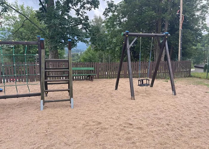 Srodkowa Widok Na 2 Pietro Garaz Gratis *