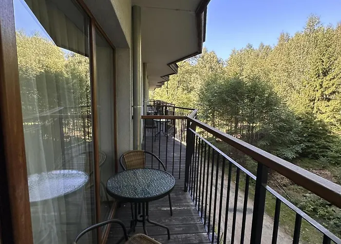 Srodkowa Widok Na 2 Pietro Garaz Gratis Szklarska Poreba